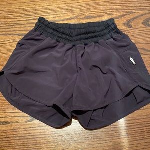 Lululemon black shorts